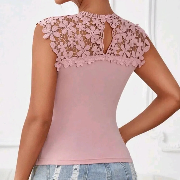 Guipure Lace Panel Tank Top - Picture 2 of 3